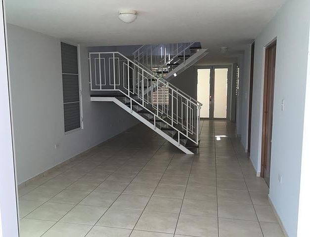 2nd image of 395 Calle Flor De Sofia