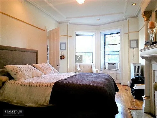 Rented by ZealEstate Group Inc | media 12