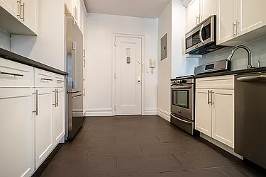 Rented by Rita S Citrin, LREB