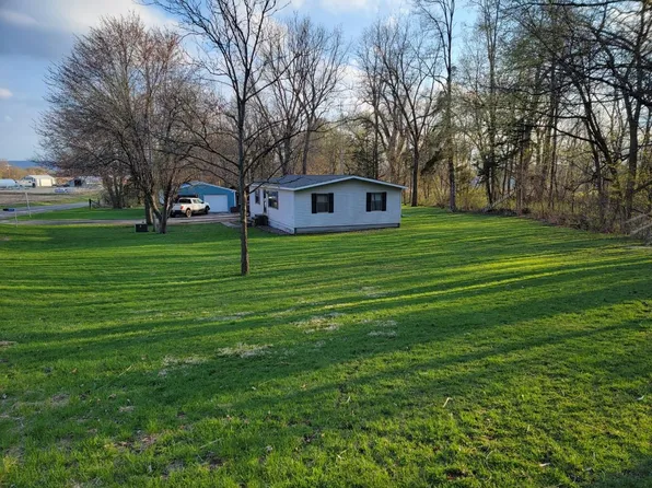 S2315 County Rd N, Cochrane, WI 54622