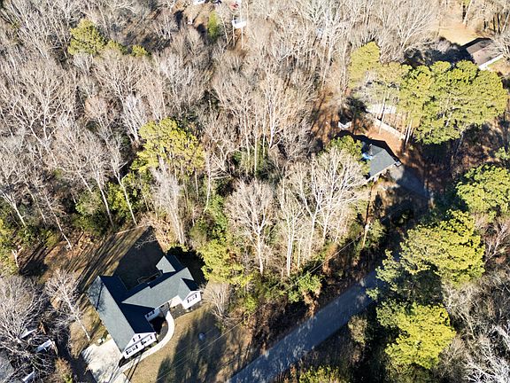 4th image of 608 Poplar Springs Church Rd #6