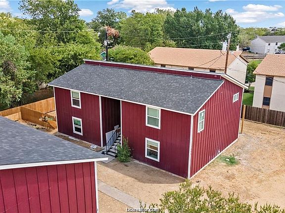 2nd image of 1504 Alpine Cir APT A