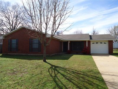 323 Sheila Blvd, Prattville, AL, 36066