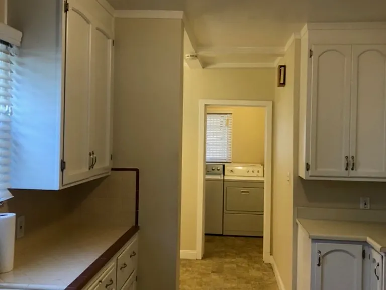 1168 S Country Club Blvd — Photo 4
