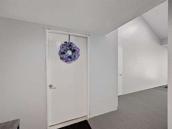 4th image of 2366 Seven Pines Dr Unit 4
