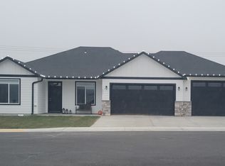 1196 8th Ave NE, Ephrata, WA 98823