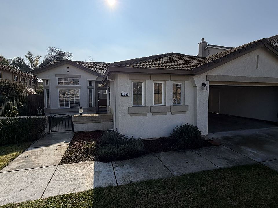 1st image of 2036 Schaffhausen St