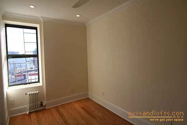 Rented by aptsandlofts.com | media 26