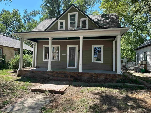 312 E 5th St, Concordia, KS 66901