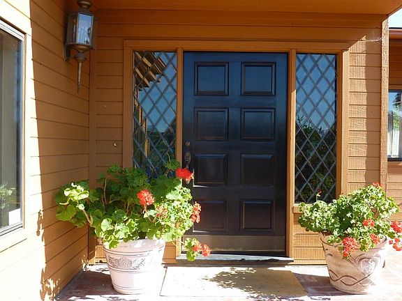2nd image of 2601 Sleepy Hollow Dr