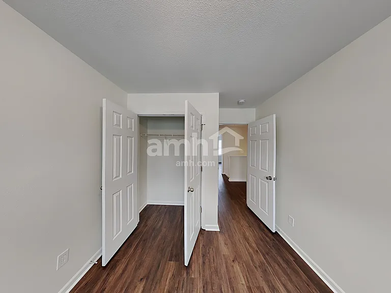 10502 Glory Meadow Ct — Photo 15