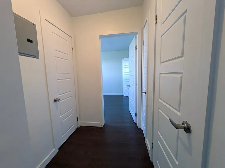 169 Lancaster St W #403 — Photo 9