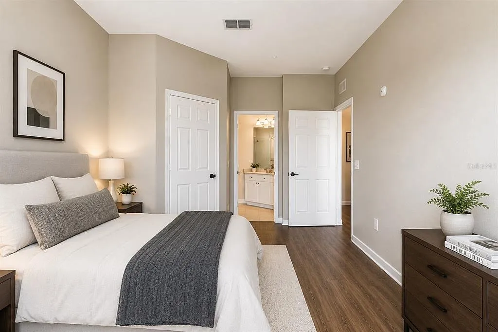 3 bed, 2.0 bath, 1248 sqft, $1,800 — Photo 4