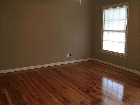 2nd image of 766 Ballinger St