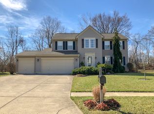 33 W Waterbury Dr, Springboro, OH 45066