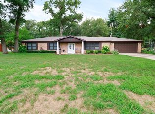 328 9th Ave NW, Demotte, IN 46310