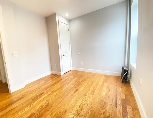 Rented by Corcoran | media 18