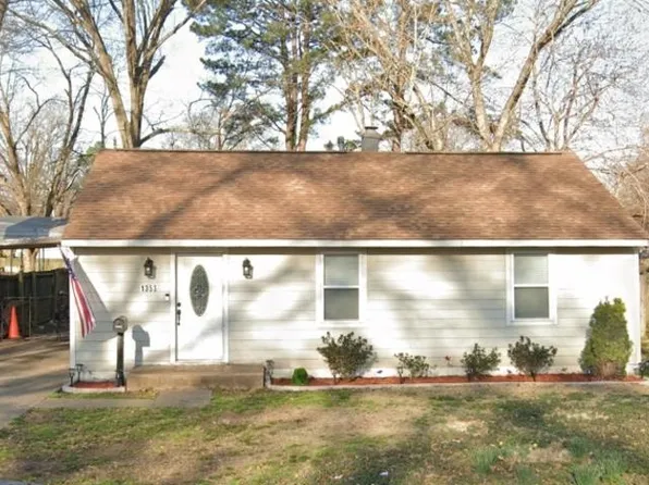 1353 Wells Station Rd, Memphis, TN 38108