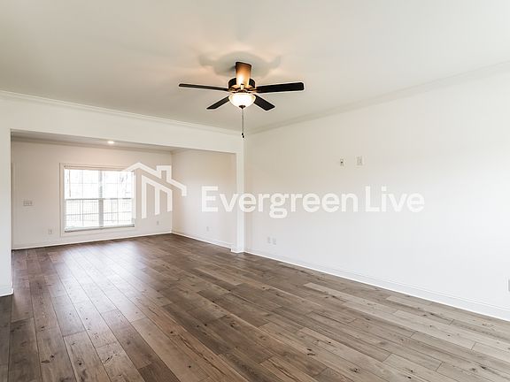 3rd image of 234 Greenwood Dr