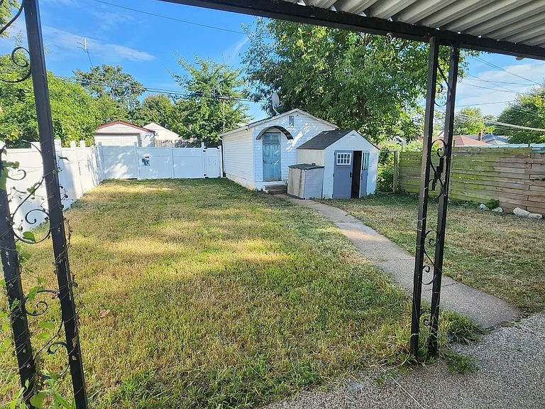6712 Wanda Ave — Photo 10