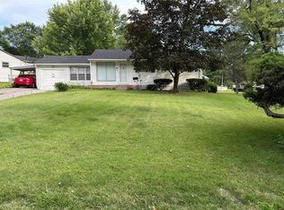 250 Roderick Dr, Saint Louis, MO 63137