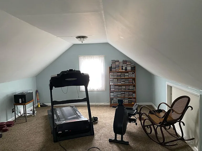 110 Colonial Rd — Photo 13