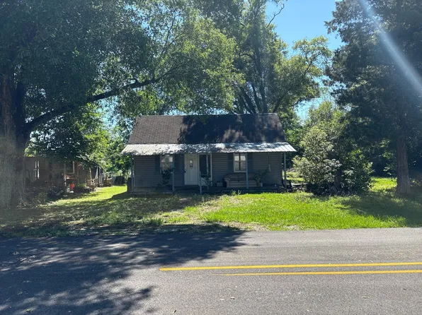 306 NE 1st St, Summerdale, AL 36580