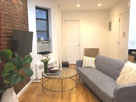 Rented by Corcoran | media 1