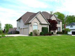 8570 Windsor Way, Broadview Heights, OH