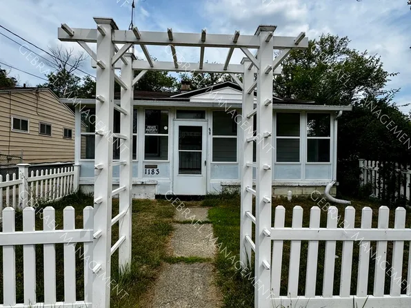 1183 E Lorado Ave, Flint, MI 48505
