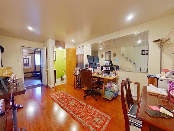 4th image of 453 E Haines St