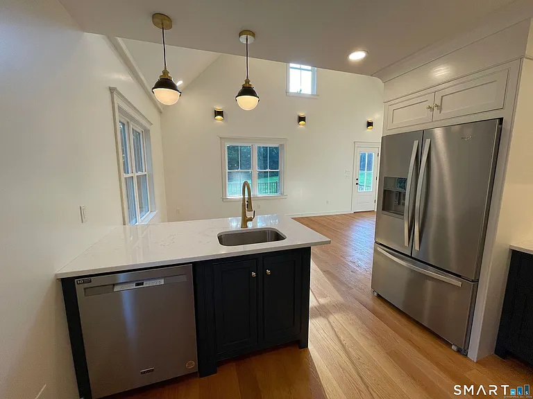 15 N Brook St — Photo 9