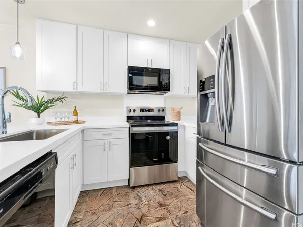 46-035 Konohiki St APT 3865, Kaneohe, HI 96744