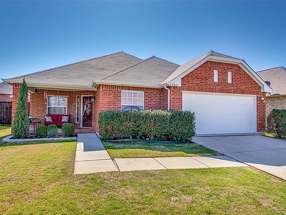 2nd image of 1904 Bradford Pear Dr