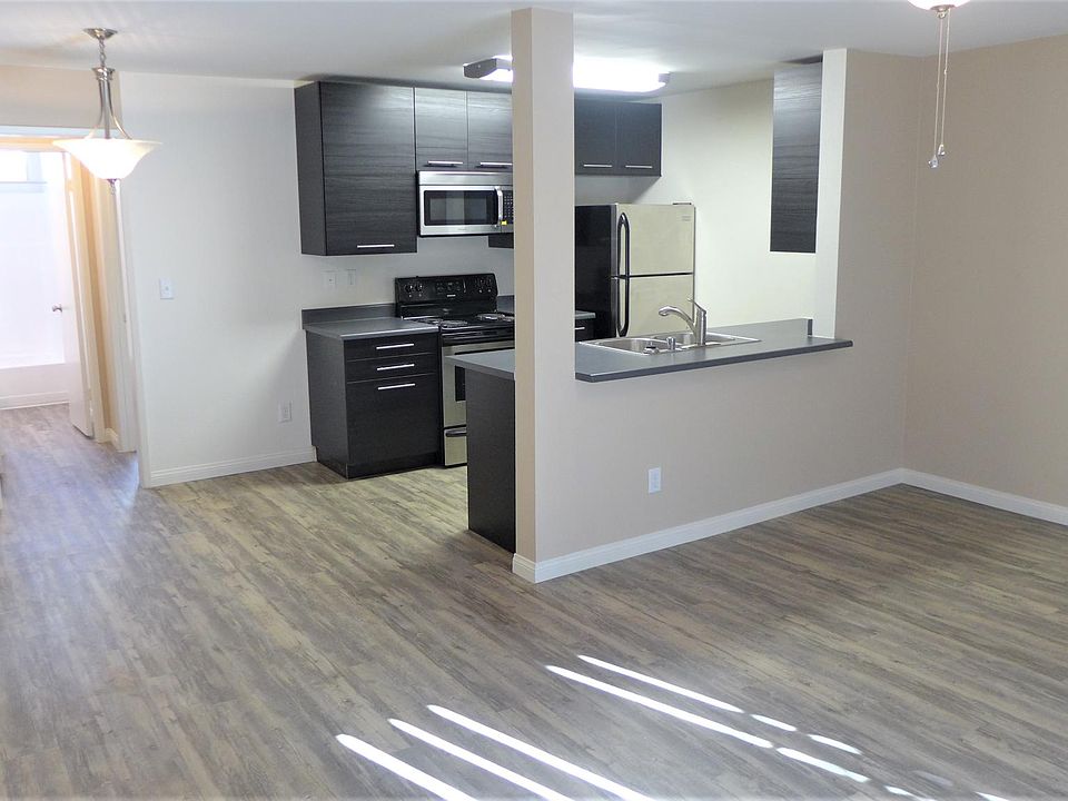 1st image of 4612 Ohio St #7
