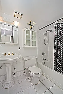 Rented by Corbett & Dullea Realty | media 26