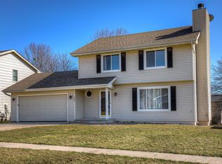500 Bel Aire Dr, Waukee, IA 50263