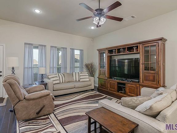 4th image of 15612 Magicstone Ave