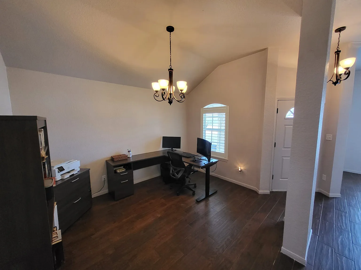 4 bed, 1864 sqft, $2,000 — Photo 3