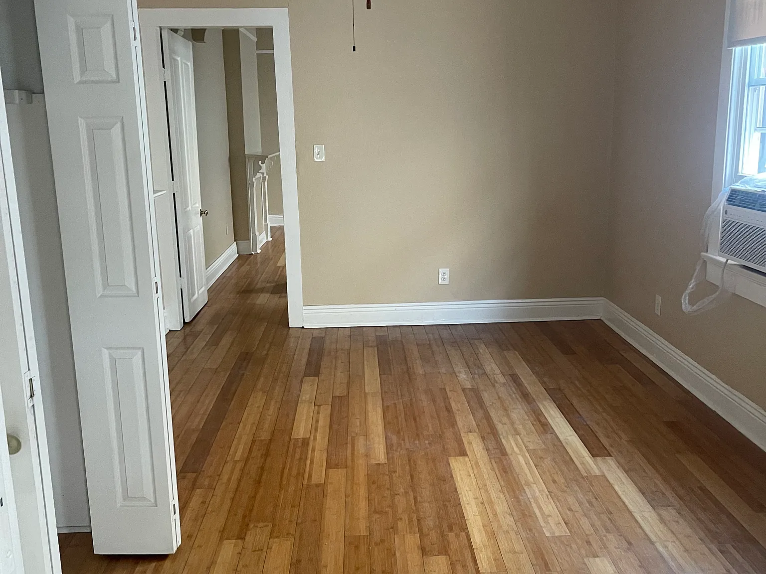 2 bed, 900 sqft, $1,650 — Photo 3