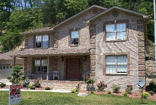 1st image of 75 Prater Dr