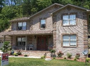 75 Prater Dr, Pikeville, KY 41501