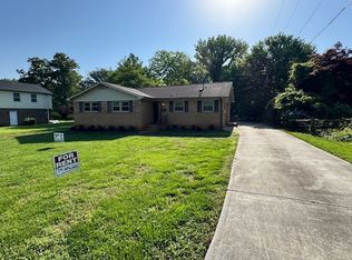 3813 Woodgreen Ter, Charlotte, NC 28205