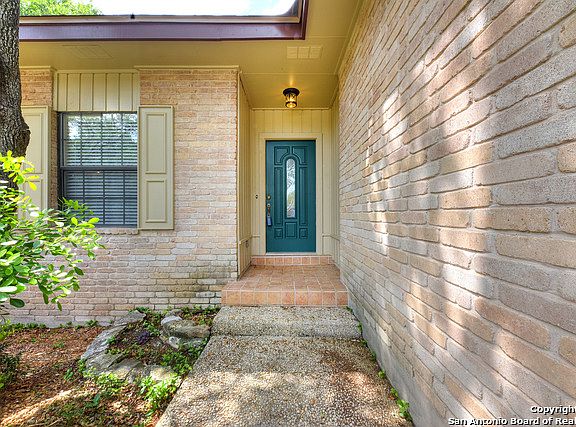 3rd image of 17011 Wood Canyon St