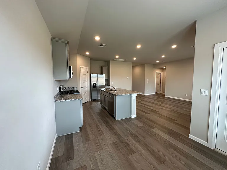10516 SW 41st St — Photo 10
