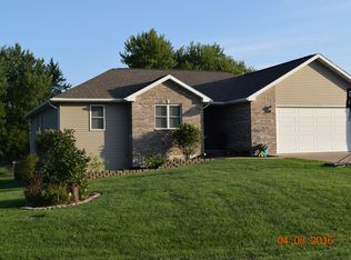 1436 S Lakeshore Dr, Fowler, IL 62338