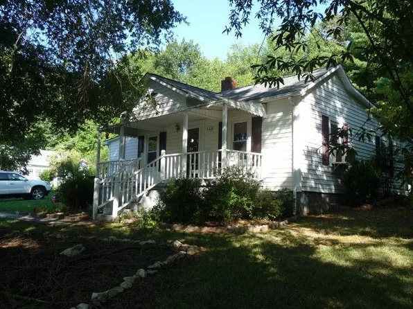 102 Coleman St, Stoneville, NC 27027