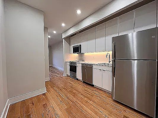 2nd image of 486 Brooklyn Ave #3206