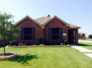 9100 Remington Dr, Aubrey, TX 76227