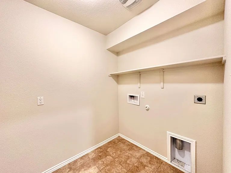 5911 Harriet Tubman Ave — Photo 26